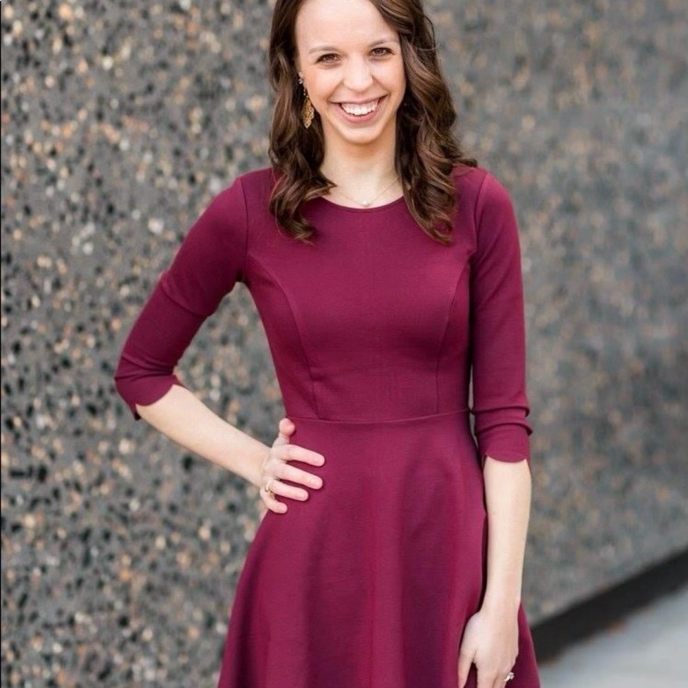 Lulu’s magenta fitted dress size XS